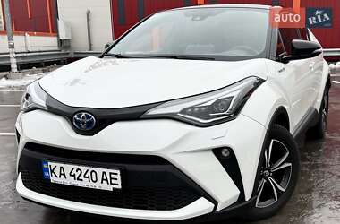 Позашляховик / Кросовер Toyota C-HR 2019 в Києві