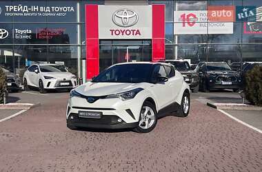 Позашляховик / Кросовер Toyota C-HR 2018 в Хмельницькому