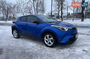 Позашляховик / Кросовер Toyota C-HR 2018 в Коломиї