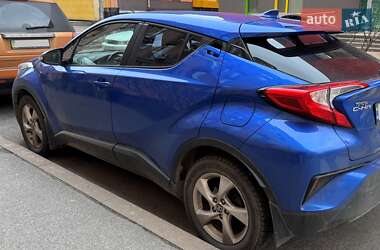 Позашляховик / Кросовер Toyota C-HR 2020 в Ірпені