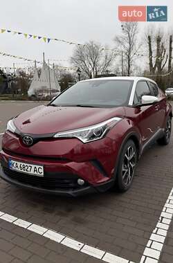Позашляховик / Кросовер Toyota C-HR 2017 в 