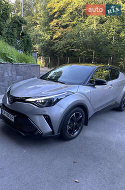 Позашляховик / Кросовер Toyota C-HR 2021 в Києві