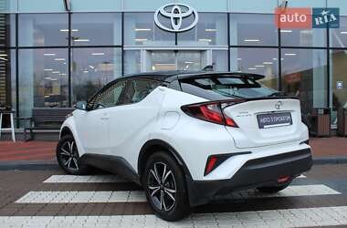 Позашляховик / Кросовер Toyota C-HR 2021 в Києві