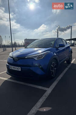 Позашляховик / Кросовер Toyota C-HR 2018 в Кривому Розі