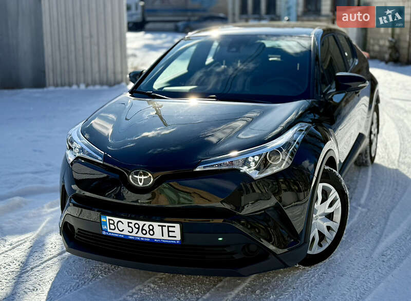 Позашляховик / Кросовер Toyota C-HR 2018 в Києві