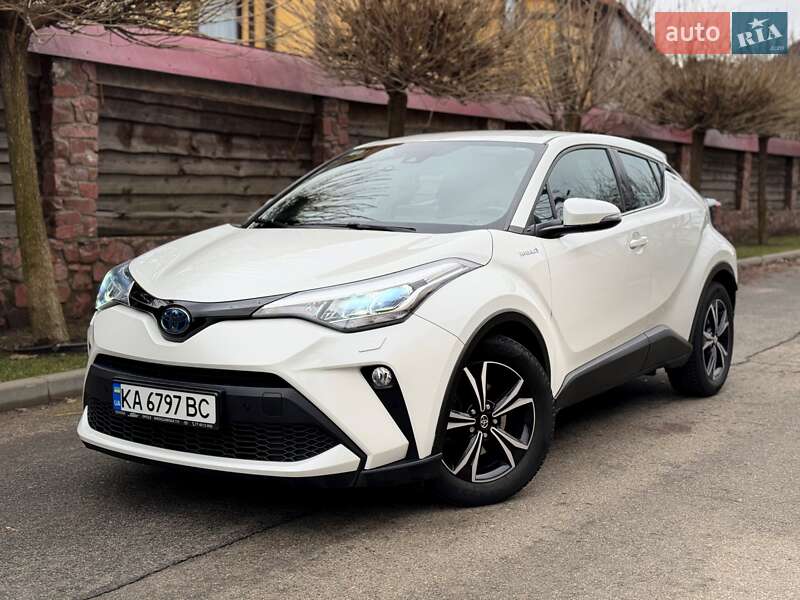 Позашляховик / Кросовер Toyota C-HR 2020 в Києві