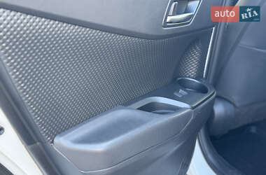 Внедорожник / Кроссовер Toyota C-HR 2021 в 
