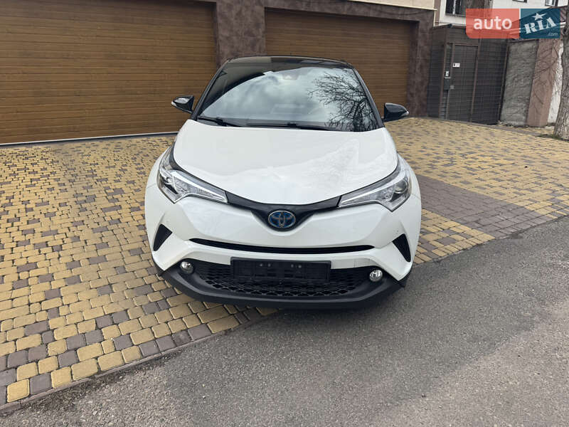 Позашляховик / Кросовер Toyota C-HR 2018 в Одесі