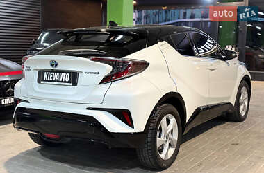 Позашляховик / Кросовер Toyota C-HR 2019 в Києві