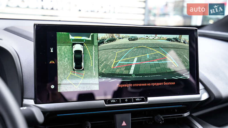 Внедорожник / Кроссовер Toyota C-HR 2023 в Львове