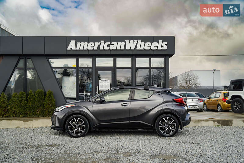 Внедорожник / Кроссовер Toyota C-HR 2019 в Черновцах