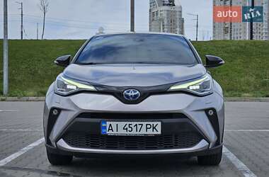 Позашляховик / Кросовер Toyota C-HR 2019 в 