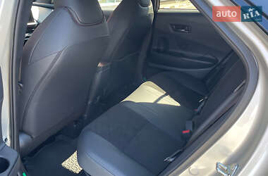 Внедорожник / Кроссовер Toyota C-HR 2023 в 