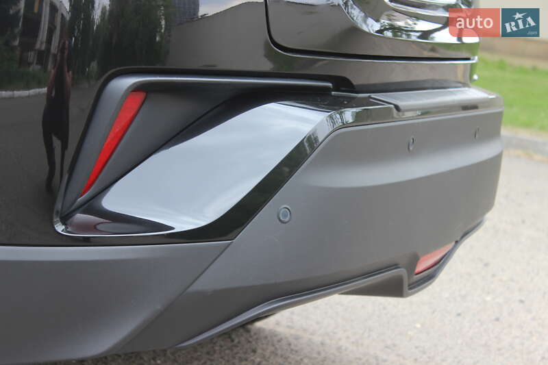 Позашляховик / Кросовер Toyota C-HR 2019 в Дніпрі