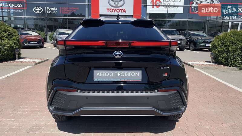 Внедорожник / Кроссовер Toyota C-HR 2023 в Хмельницком