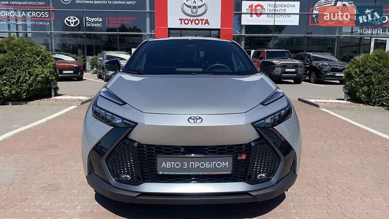 Внедорожник / Кроссовер Toyota C-HR 2023 в Хмельницком