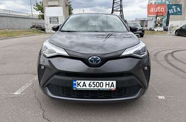Toyota C-HR 2022 Toyota C-HR 2022
