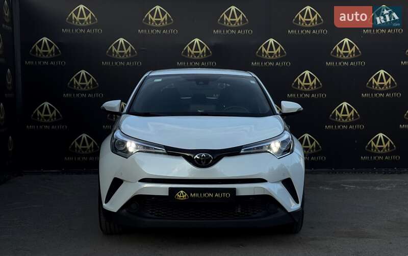 Позашляховик / Кросовер Toyota C-HR 2018 в Києві