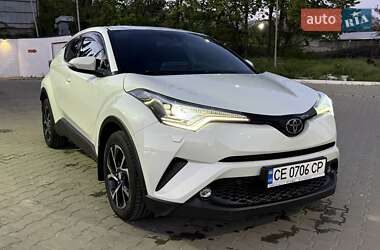 Позашляховик / Кросовер Toyota C-HR 2018 в 