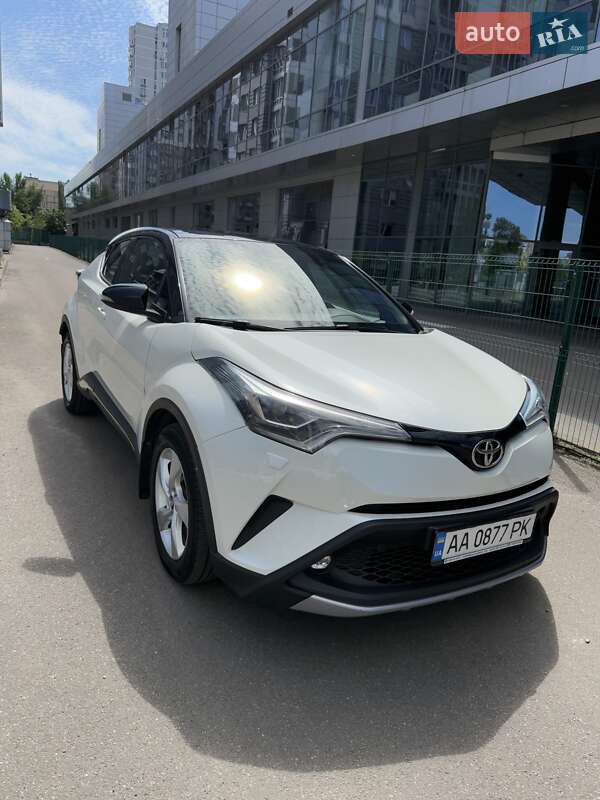 Toyota C-HR 2017