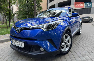 Внедорожник / Кроссовер Toyota C-HR 2018 в Броварах