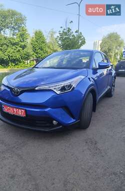 Toyota C-HR 2018 Toyota C-HR 2018
