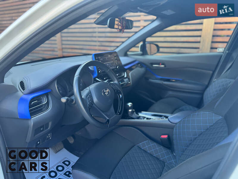 Внедорожник / Кроссовер Toyota C-HR 2019 в Одессе