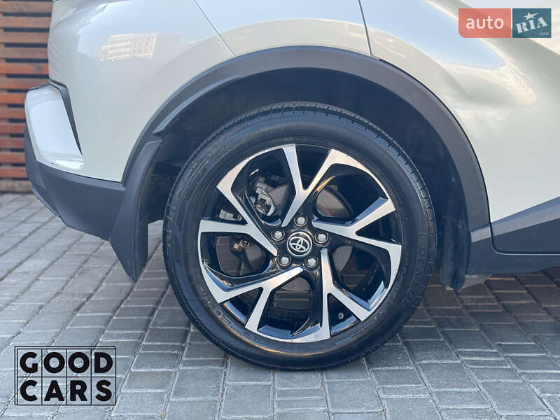 Внедорожник / Кроссовер Toyota C-HR 2019 в Одессе