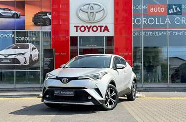 Позашляховик / Кросовер Toyota C-HR 2016 в Івано-Франківську