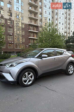 Позашляховик / Кросовер Toyota C-HR 2018 в Одесі