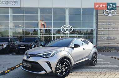 Внедорожник / Кроссовер Toyota C-HR 2021 в Киеве
