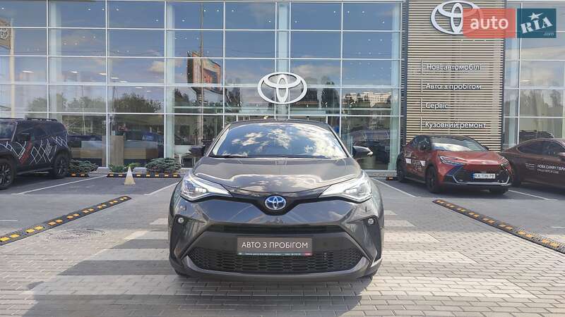 Позашляховик / Кросовер Toyota C-HR 2022 в Києві
