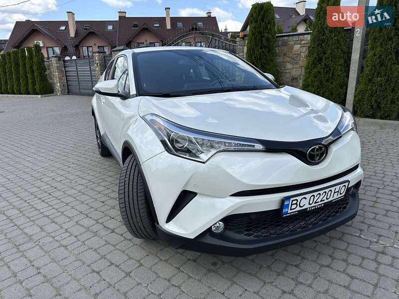 Внедорожник / Кроссовер Toyota C-HR 2018 в Львове фото 2 Внедорожник / Кроссовер Toyota C-HR 2018 в Львове