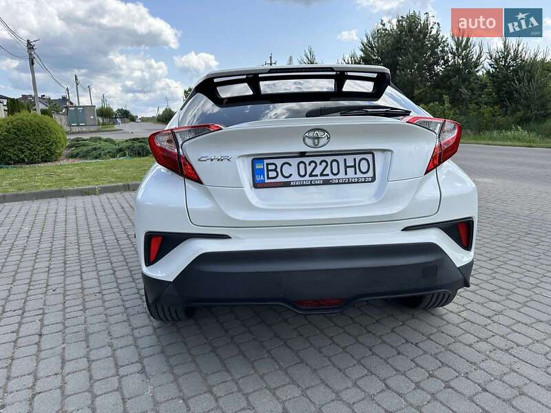 Внедорожник / Кроссовер Toyota C-HR 2018 в Львове фото 6 Внедорожник / Кроссовер Toyota C-HR 2018 в Львове