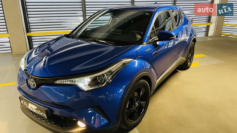 Позашляховик / Кросовер Toyota C-HR 2018 в Вінниці