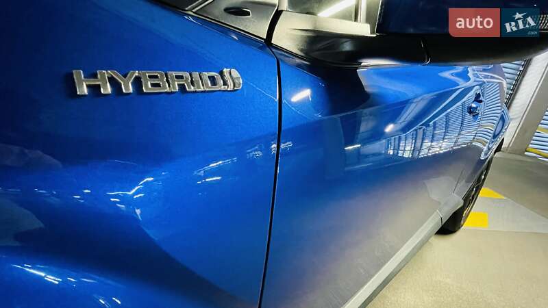 Позашляховик / Кросовер Toyota C-HR 2018 в Вінниці