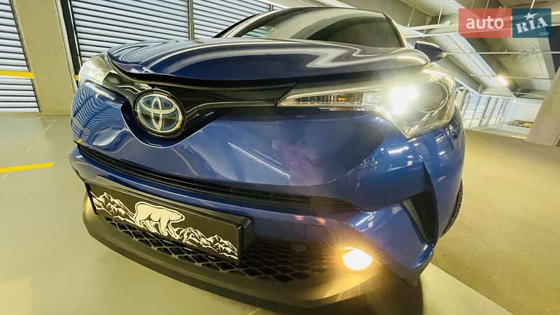 Позашляховик / Кросовер Toyota C-HR 2018 в Вінниці