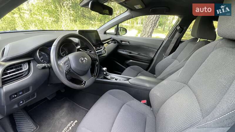 Позашляховик / Кросовер Toyota C-HR 2018 в Вінниці