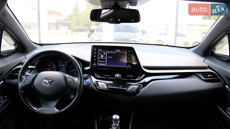 Позашляховик / Кросовер Toyota C-HR 2020 в Черкасах