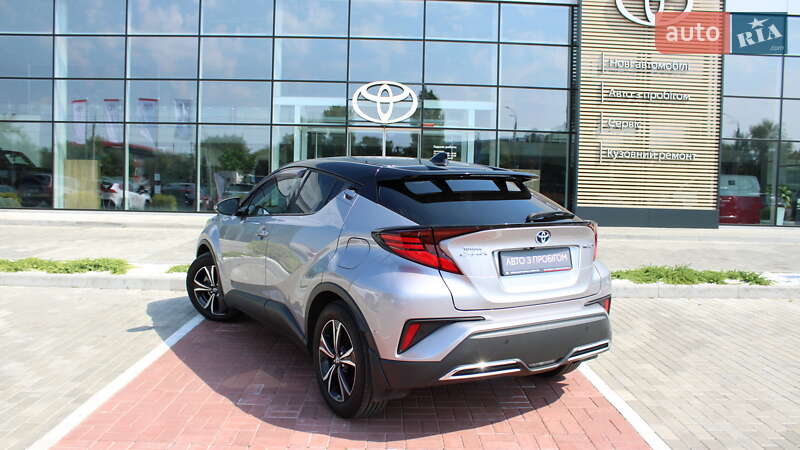 Позашляховик / Кросовер Toyota C-HR 2020 в Черкасах