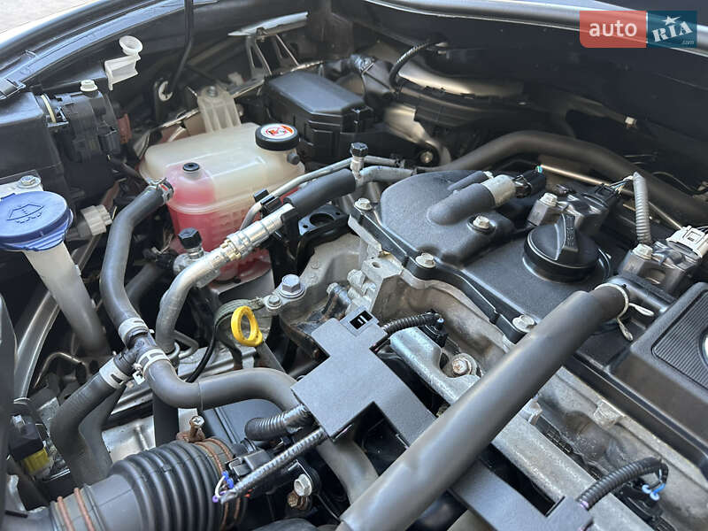 Внедорожник / Кроссовер Toyota C-HR 2017 в Киеве