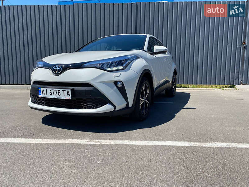 Позашляховик / Кросовер Toyota C-HR 2020 в Києві