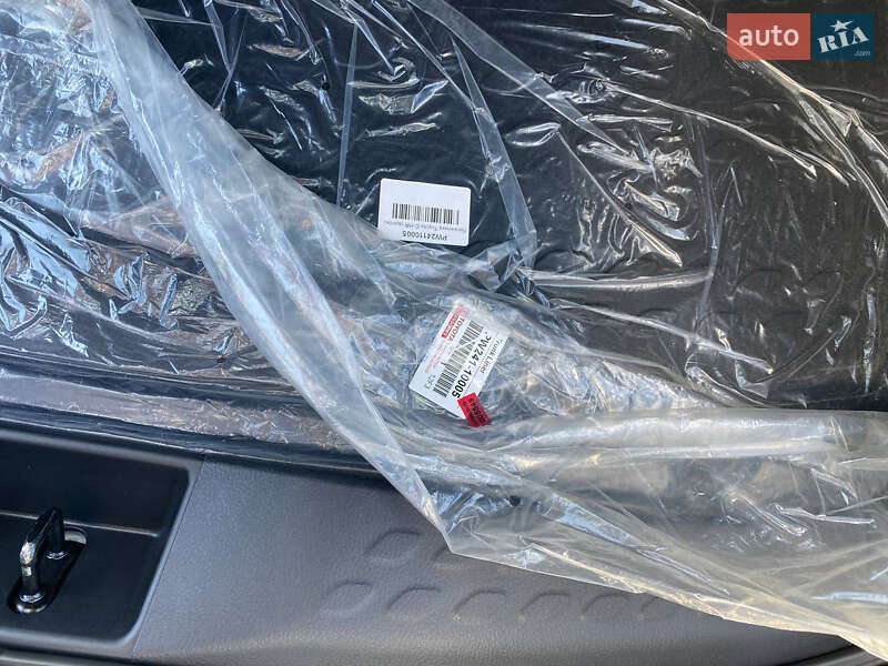 Позашляховик / Кросовер Toyota C-HR 2020 в Києві