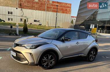 Внедорожник / Кроссовер Toyota C-HR 2023 в Киеве