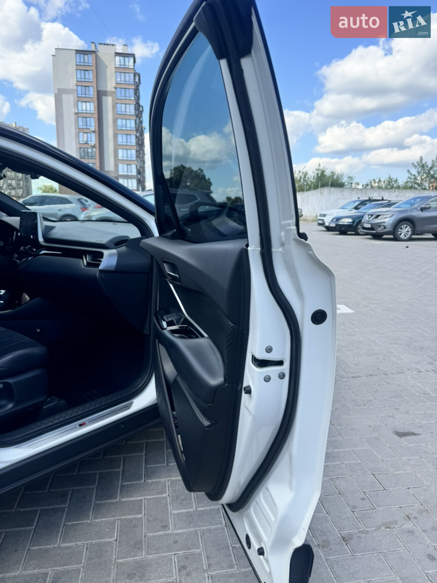 2021 Toyota C-HR - мініатюра 12