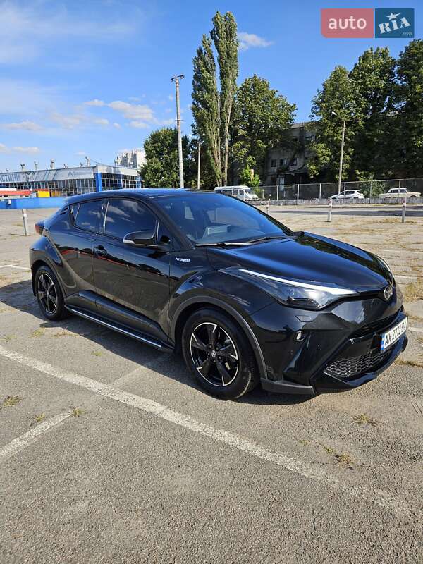 Toyota C-HR 2021 Toyota C-HR 2021