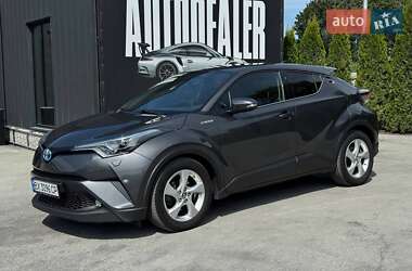Внедорожник / Кроссовер Toyota C-HR 2018 в Каменец-Подольском