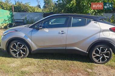 Внедорожник / Кроссовер Toyota C-HR 2020 в Прилуках