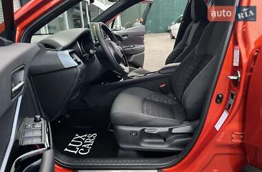 Позашляховик / Кросовер Toyota C-HR 2020 в 