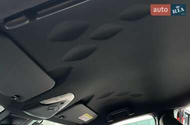 Позашляховик / Кросовер Toyota C-HR 2020 в 